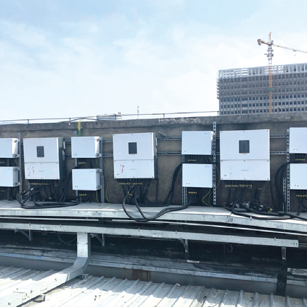 太陽光発電火災および電気ショックのためのアーク故障回路遮断器